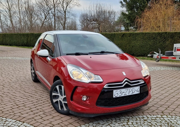 Citroen DS3 cena 29777 przebieg: 215000, rok produkcji 2013 z Zwoleń małe 407